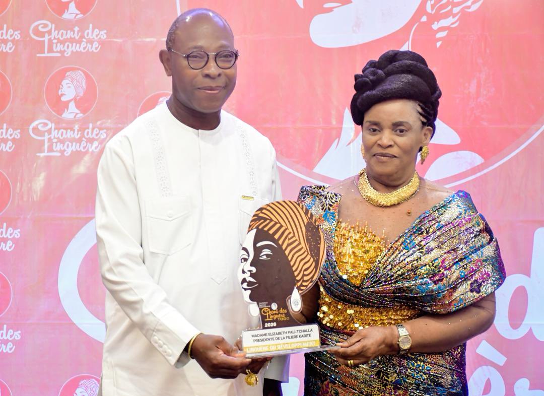 Coumba_Gawlo's tweet image. En images, quelques extraits du somptueux dîner de gala de remise de trophées à ces femmes d’excellence communément appelé “Nos Linguére Du Développement” lors de la 1ʳᵉ édition du Festival International Chant des Linguères au Togo.

#coumbagawlo #tendance #artist #love #Music