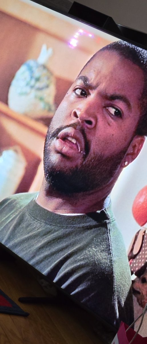 jonpaulalias's tweet photo. @amay_riri__ Who's isn't mid now.....every porn a copy of the next. Can't even get the captions rite lol https://t.co/t3CMHnOJiz
