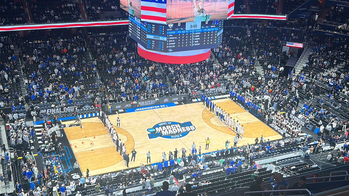 KHeiserCBB's tweet photo. Back at Capital One Arena for the East Regional Final between No. 1 Duke and No. 2 UConn! 

Two elite teams, two elite coaches, one last ticket to the Final Four!

@JimmerRangePod https://t.co/tjwvLjbfoT