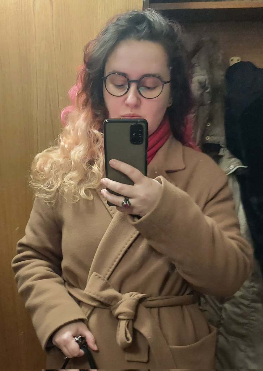 darrrrr.ina🖤 tweet media