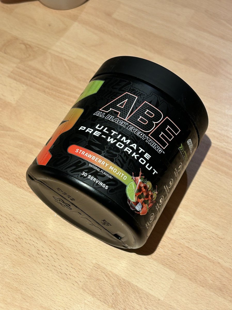 PiinkHead's tweet photo. افضل pre workout powder ممكن تجربه https://t.co/JStsSUA6xg