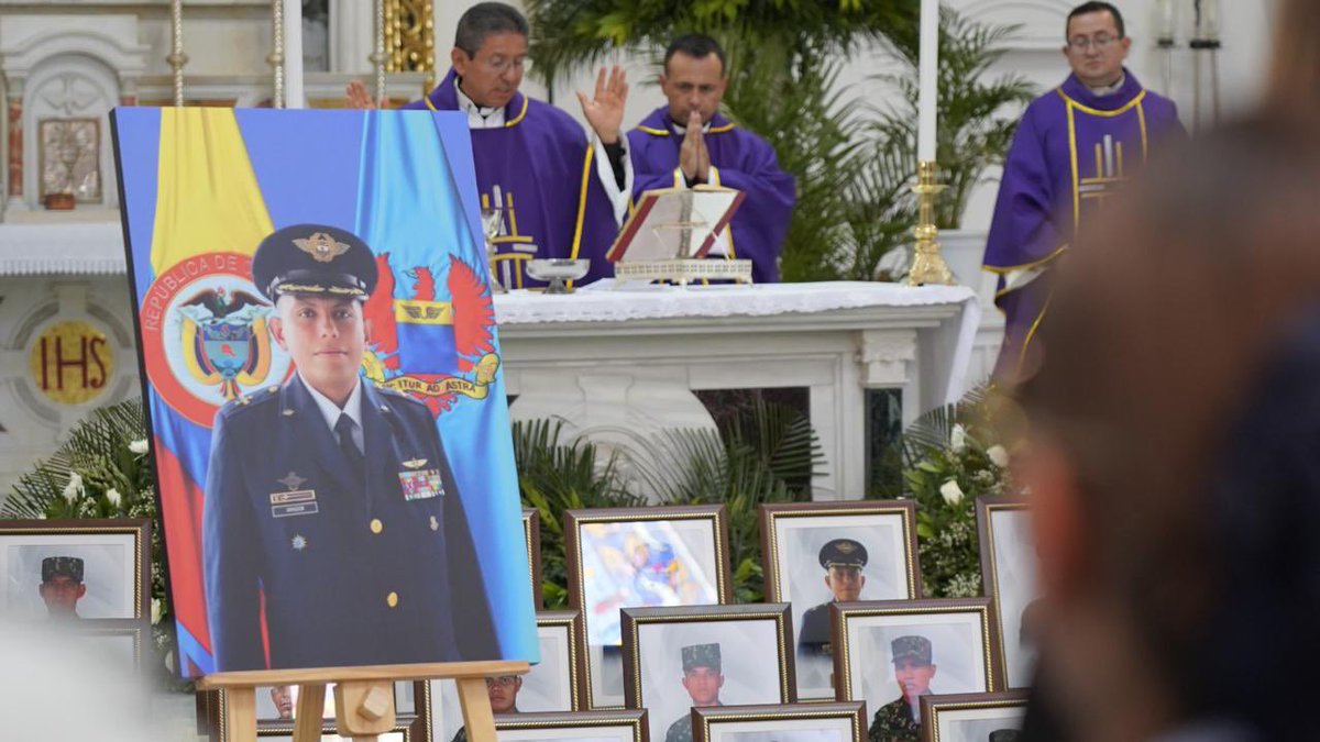 Comandante General de las Fuerzas Militares tweet media