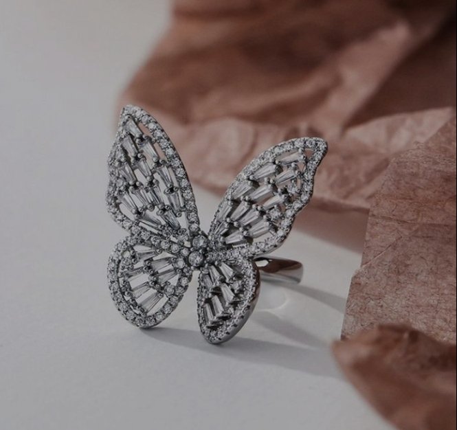 saنå 🦋 tweet media