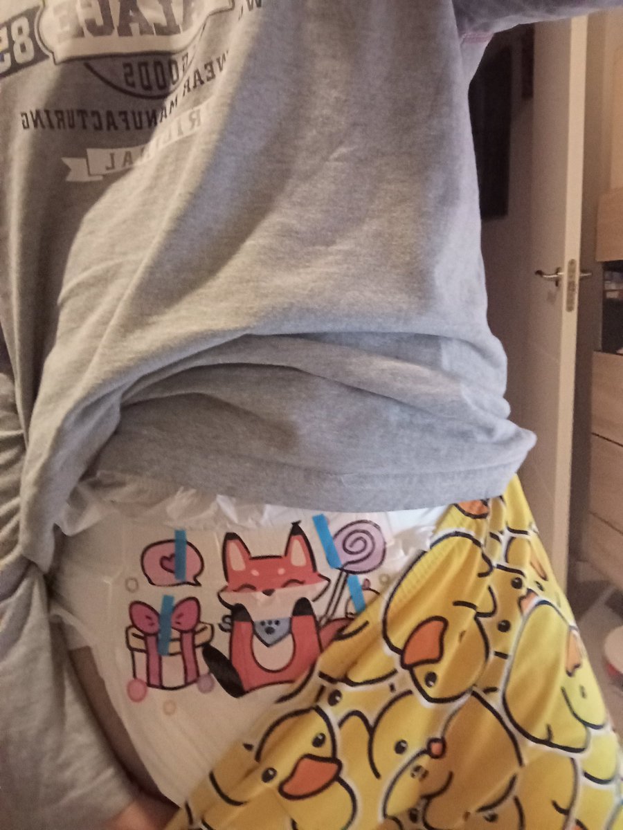 Little_UwU tweet media