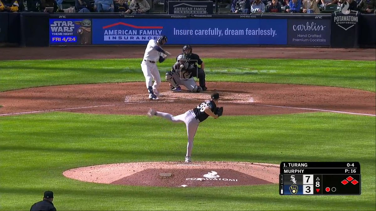 Fighting our way to within one run 👀