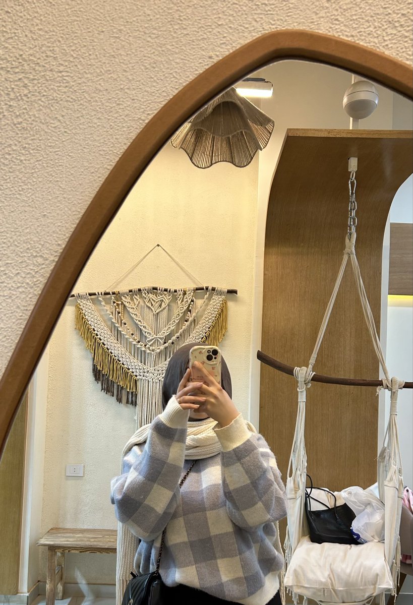 omnia_abou's tweet photo. 🐚☃️🫧🪿 https://t.co/hho14DtU8Z