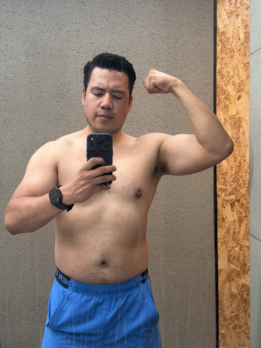 Aladdin Sane tweet media