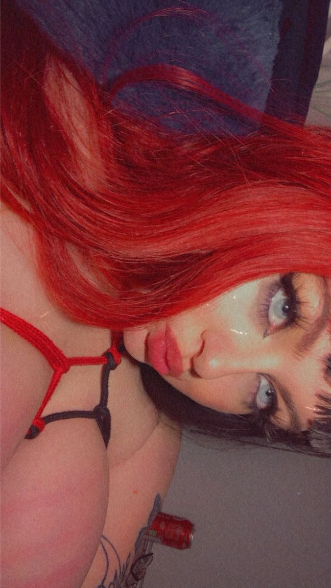 rachel 🌙 tweet media