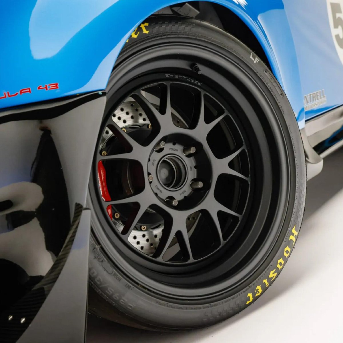 Bring a Trailer tweet media