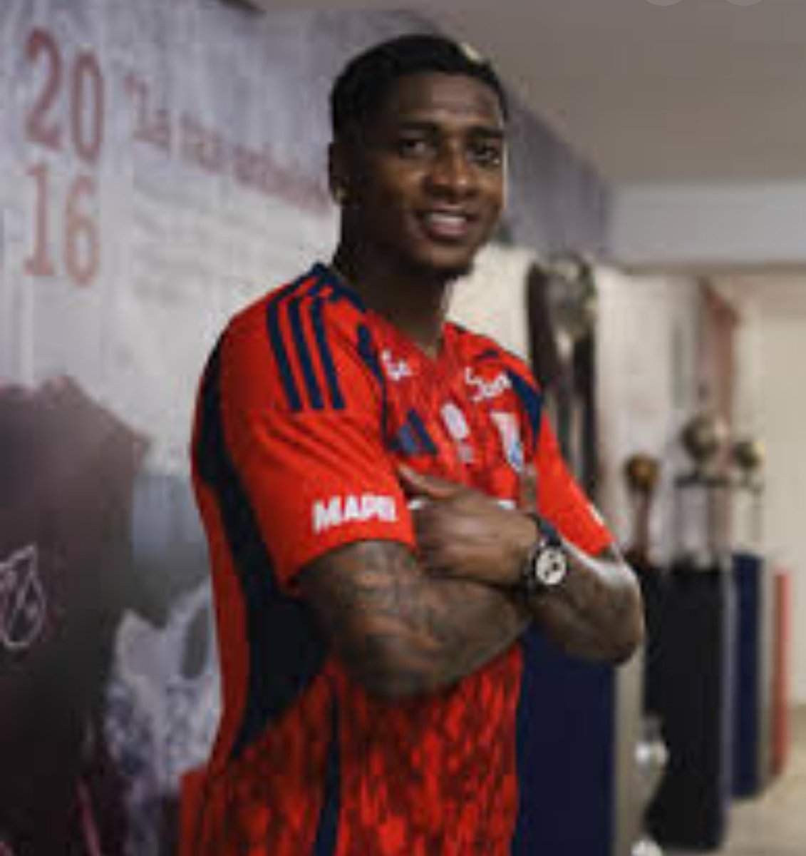 Oscar Tobón tweet media