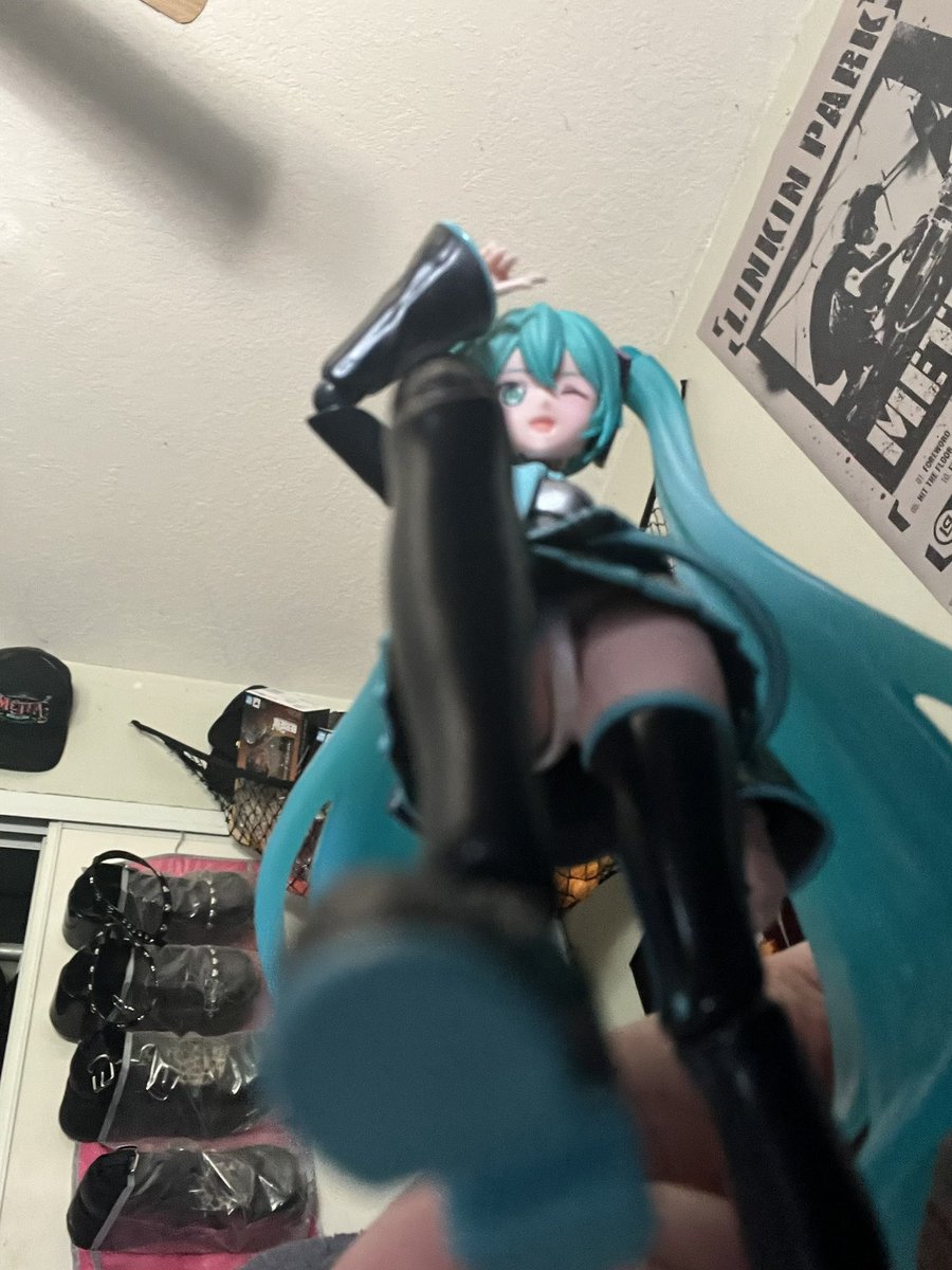 𓋹goth freak𓋹 tweet media