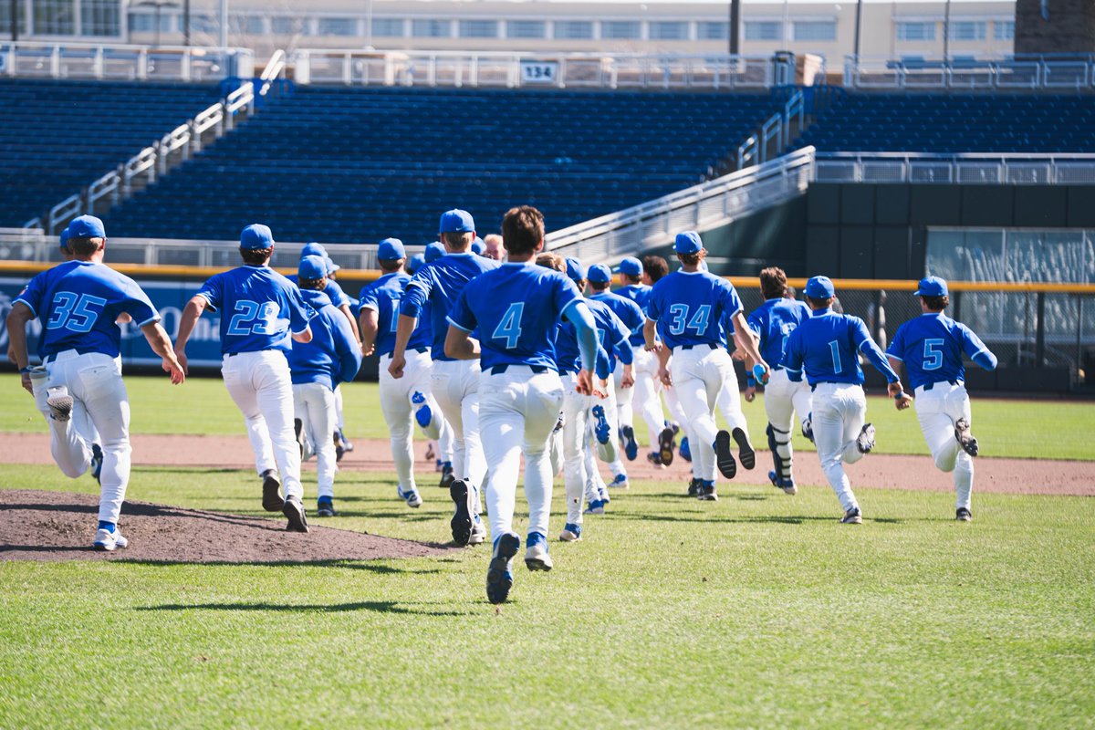 CU_Baseball's tweet photo. 9th inning rally complete 😀

#GoJays https://t.co/0JHrwrr4Xp
