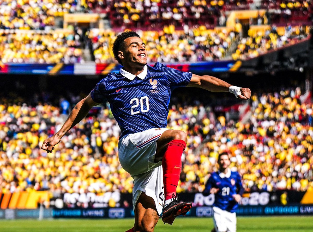 The Touchline | 𝐓 tweet media