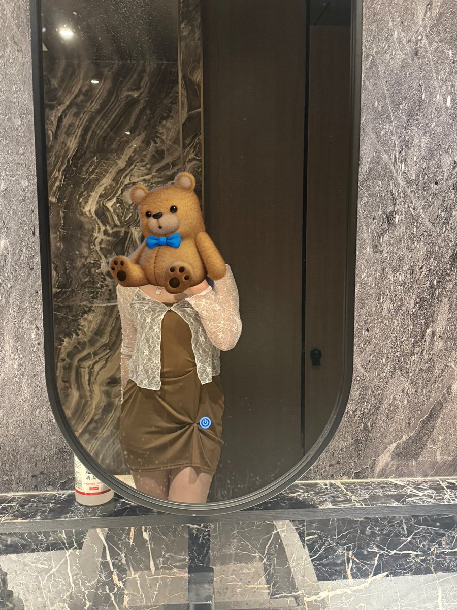 77☁️ tweet media