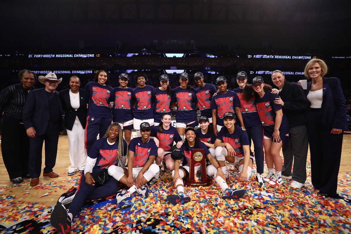 UConnWBB's tweet photo. The Fort Worth Regional 1 Champs 🏆 https://t.co/DnvFjWabyl