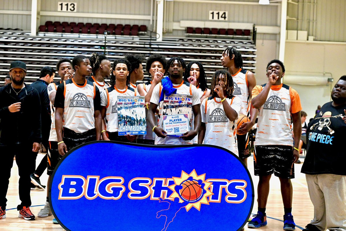 BIG SH🏀TS tweet media