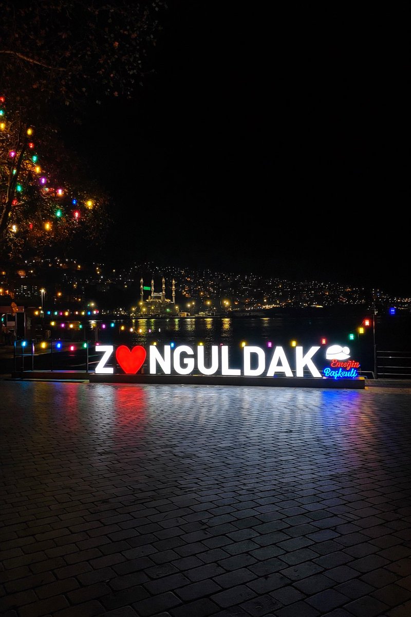 askzonguldak's tweet photo. İyi Geceler Aşk Zonguldak ❤️ https://t.co/IRFbADQHYH