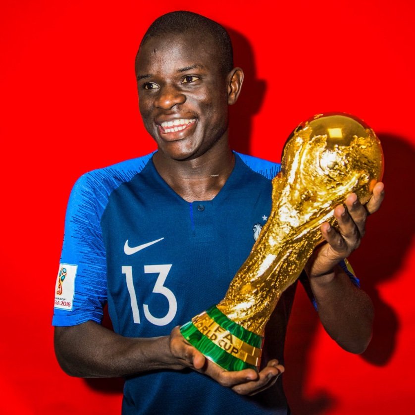 PauronKe's tweet photo. Kante 👏 👏 https://t.co/s3QHTrqxYn