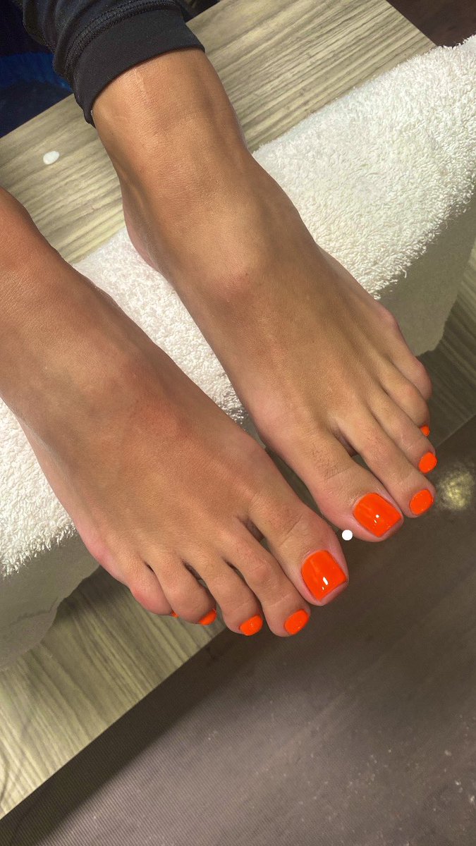 Toe👣ni tweet media