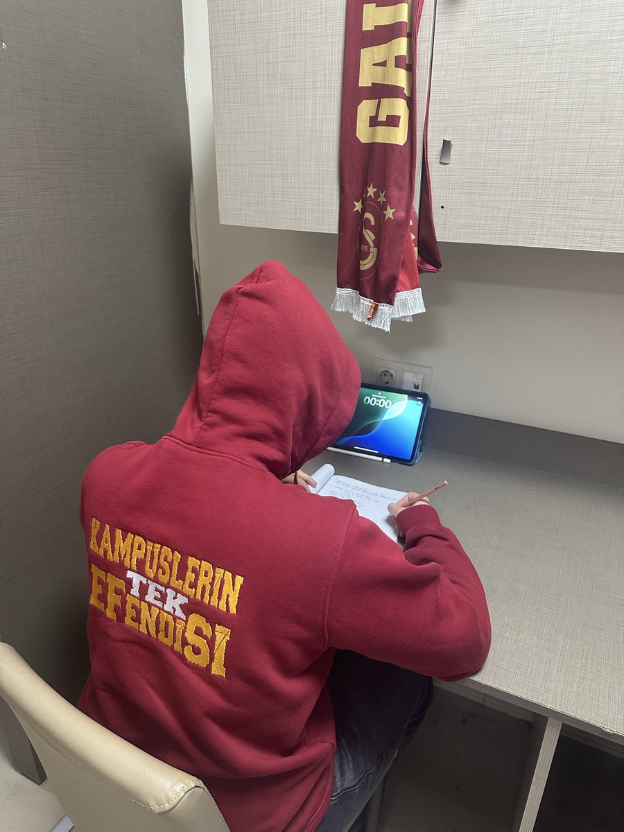 ultrAslan UNI AKDENIZ tweet media