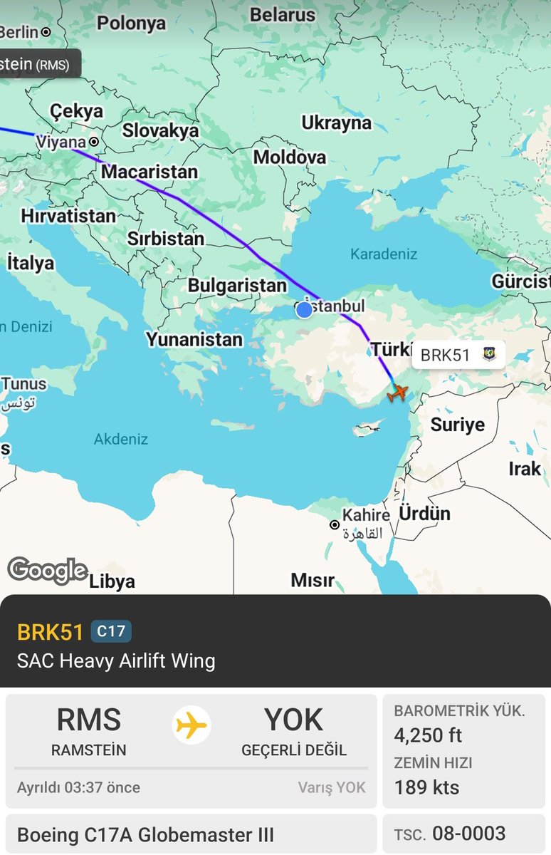 🔴 son dakika 

Amerika'ya ait askeri nakliye uçağı,
İncirlik üssüne askerî sevkiyat gerçekleştirdi.

Amerika yazısı gizzlenerek çok uluslu sevkiyat notu eklendi.