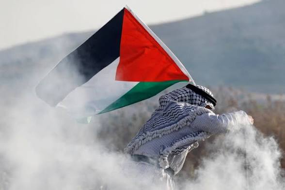 PalPress24's tweet image. Palestinian Land Day
is a national Palestinian occasion observed every year on March 30. Its origins go back to 1976, when Israeli authorities announced the confiscation of large areas of Palestinian land inside the 1948 territories, particularly in the Galilee, the Triangle, and