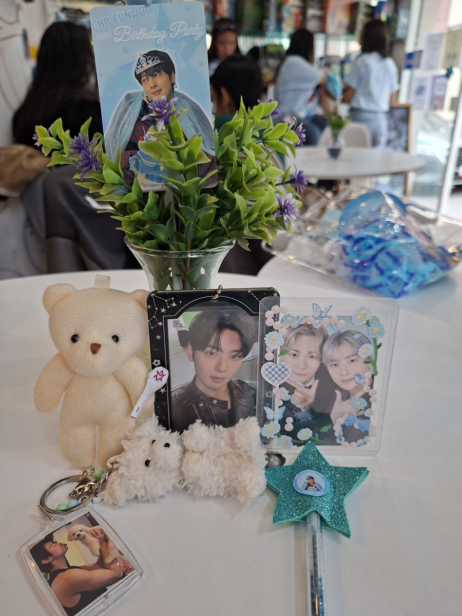 ArowolBren 💜🩵 junté a los 5stro pokemones tweet media