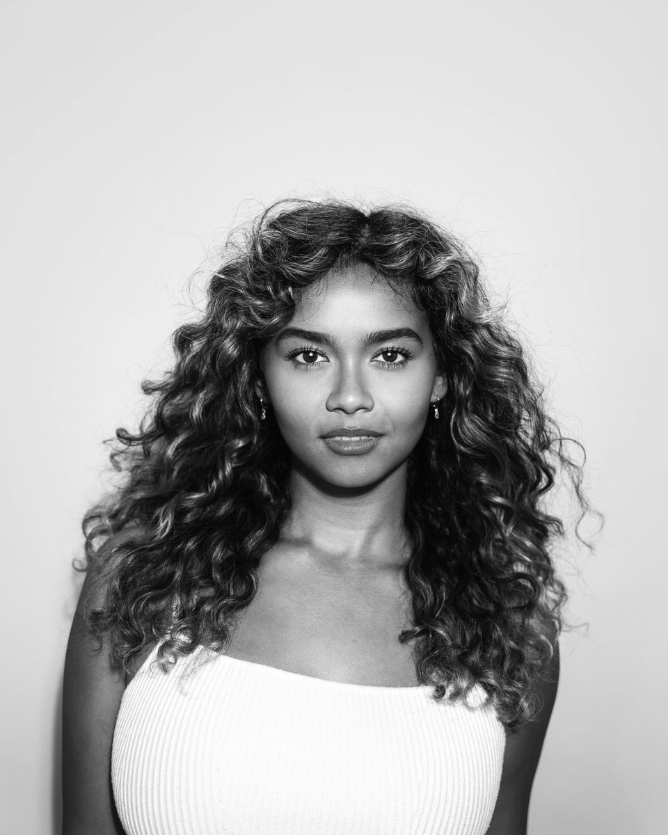 pxrxvi's tweet photo. hi my name is paravi i’m 5ft3 on a good day &amp; based in los angeles, california! #castme #pls https://t.co/0EwlMm4Ke7