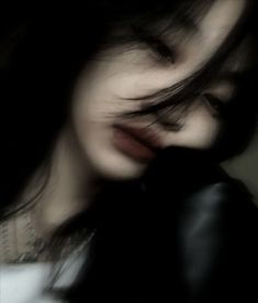 아나스타샤 펠리 아 카스 tweet media