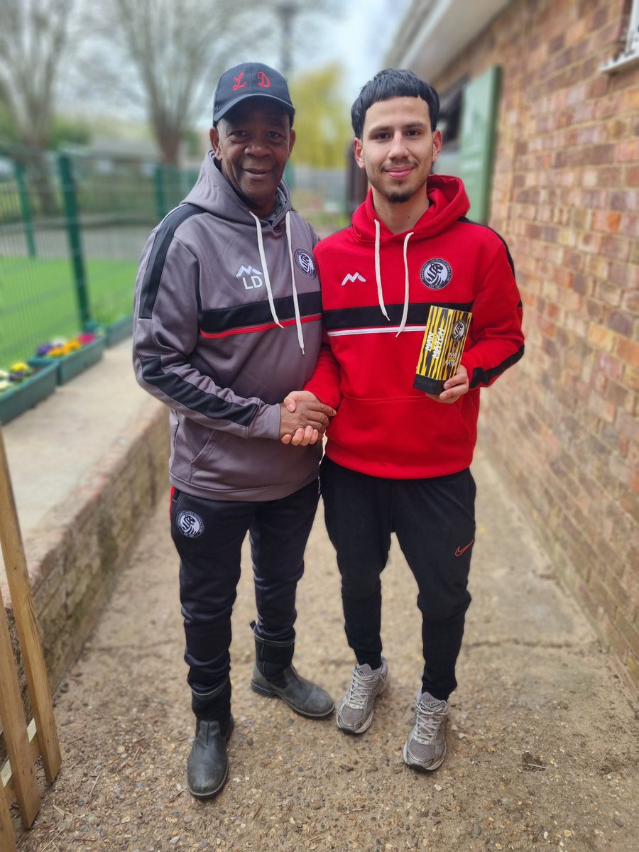 KenningwellFC's tweet photo. Today’s Man of the Match goes to Danne @danneruiz10 whos work ethic today was just masterclass.

Take a bow, Mr Ruiz

MOTM Presented by the Legend - Mr L. Dennie.

All one for the Club 🐯 https://t.co/CT5W8tiBYi