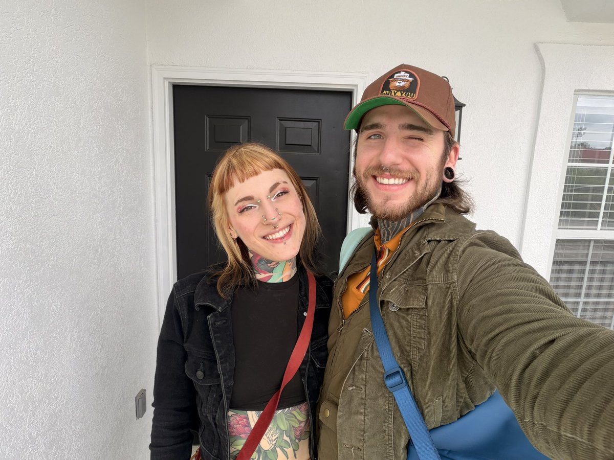 larn 🦊💛💋 tweet media