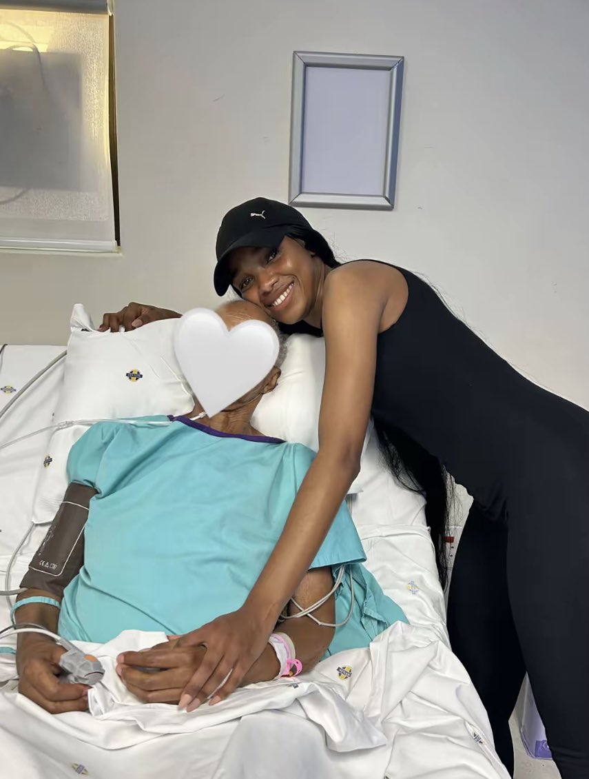 YolandaT tweet media