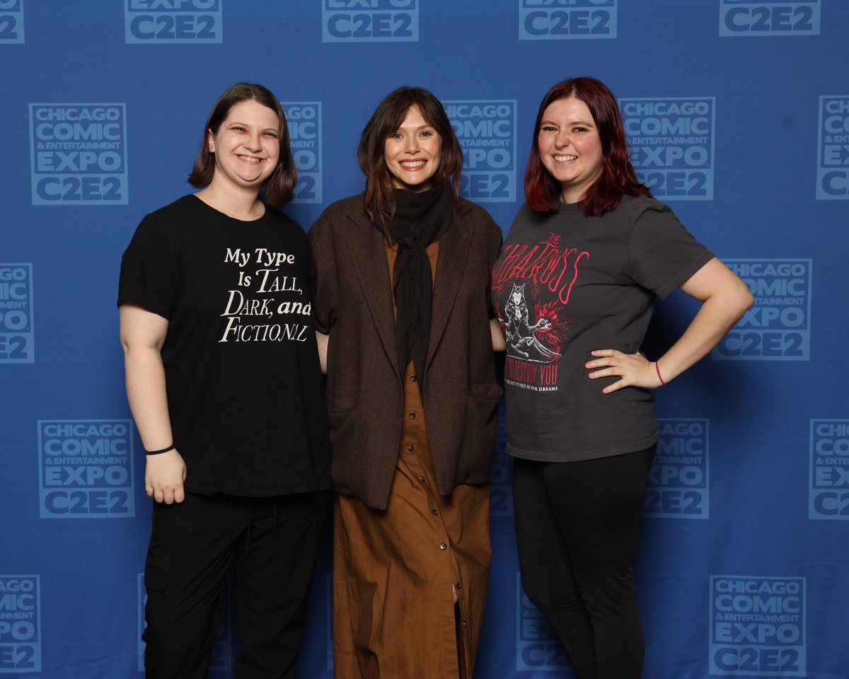 Elizabeth Olsen Updates tweet media