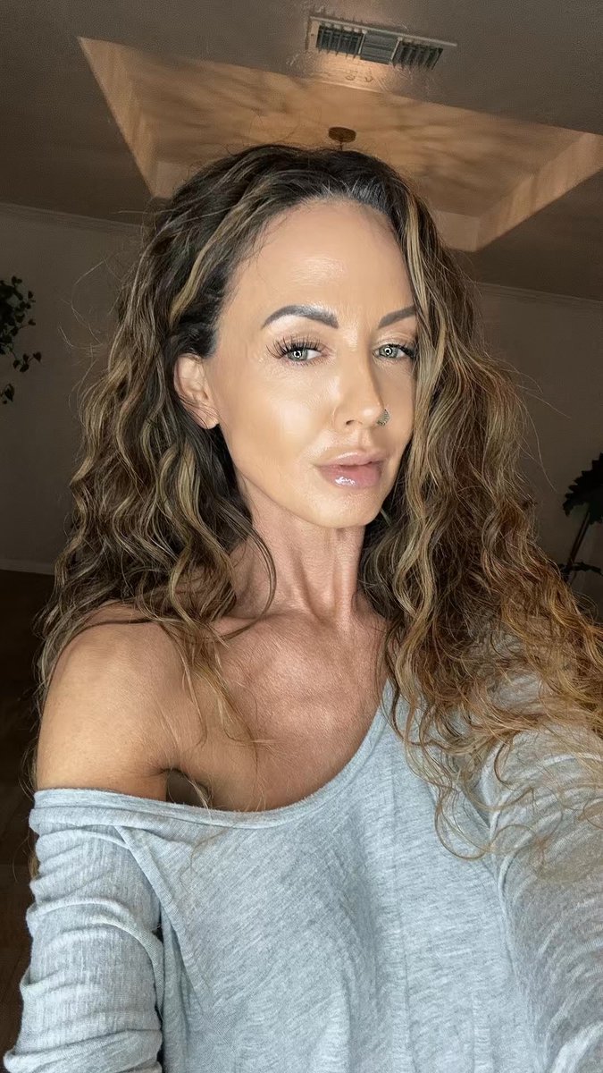 Delilah J tweet media