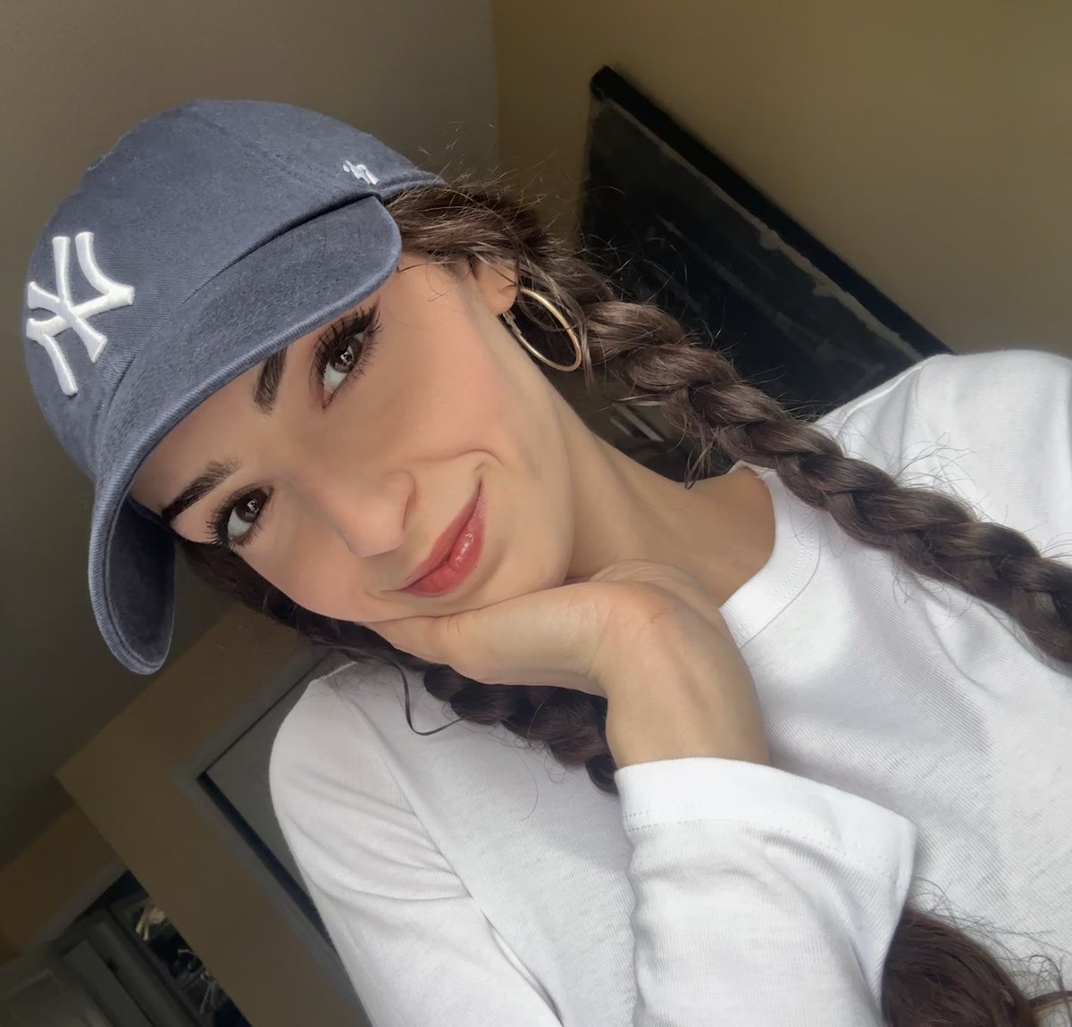 ivy 🌹 tweet media