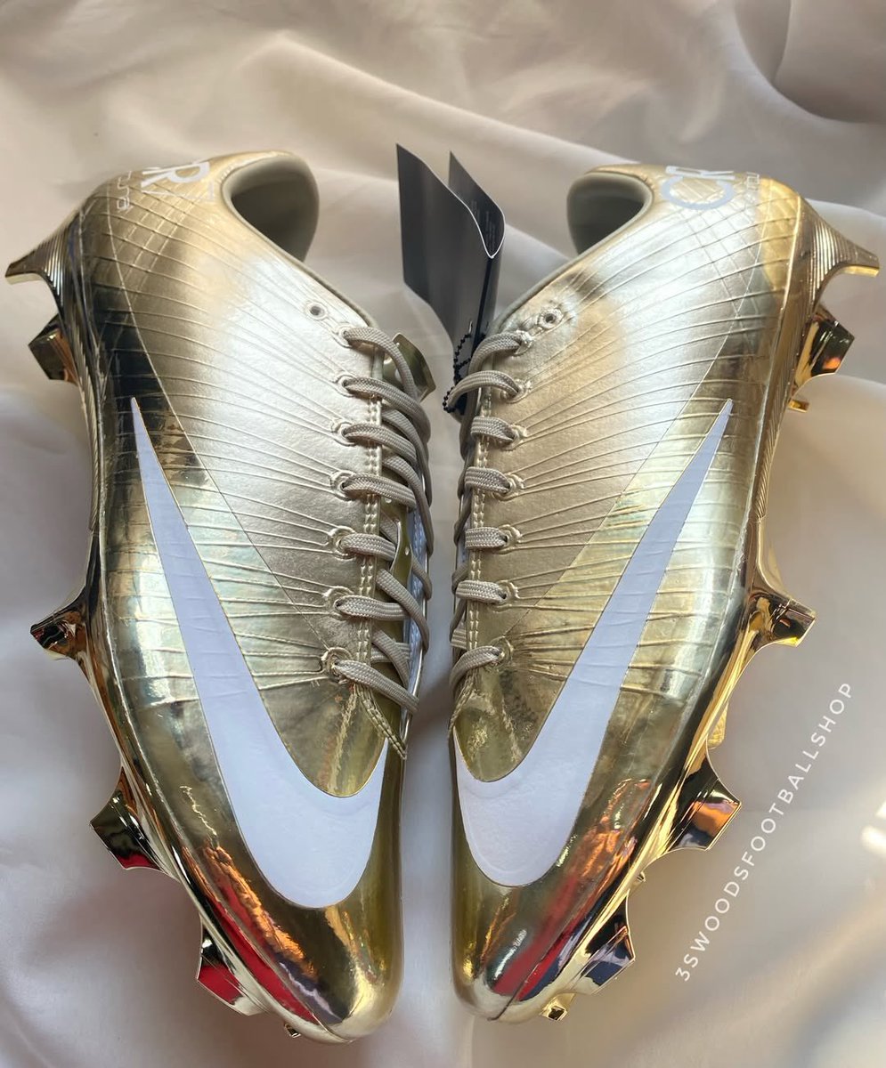 n e e d y tweet media