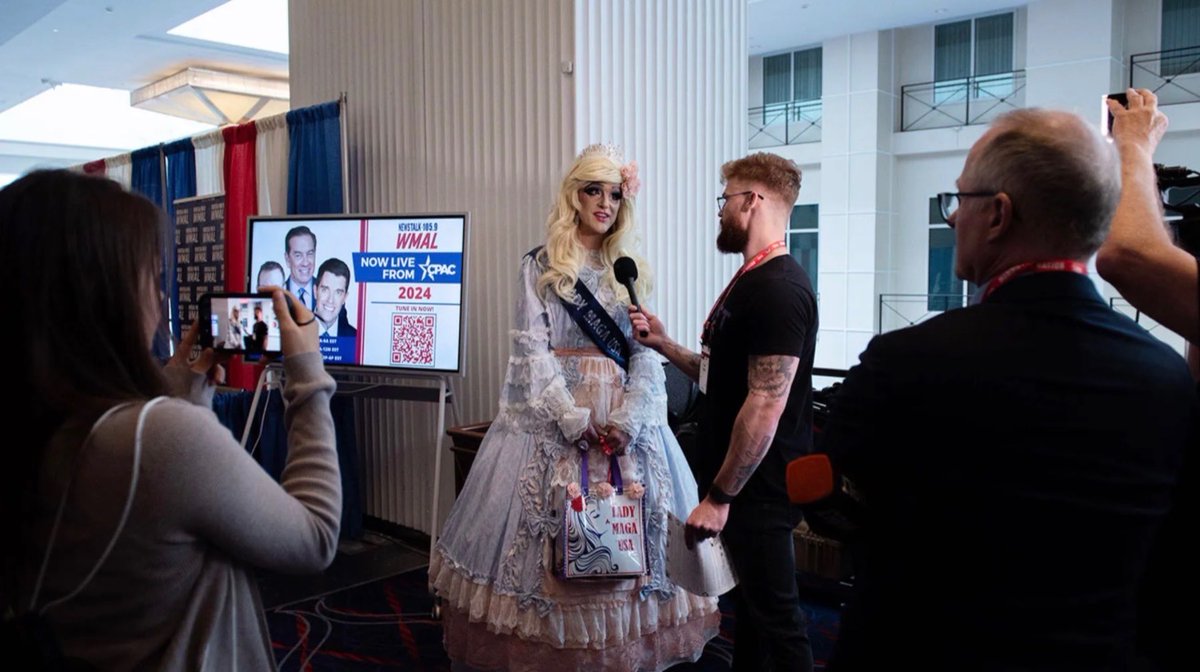 LDamien🇺🇸 tweet media