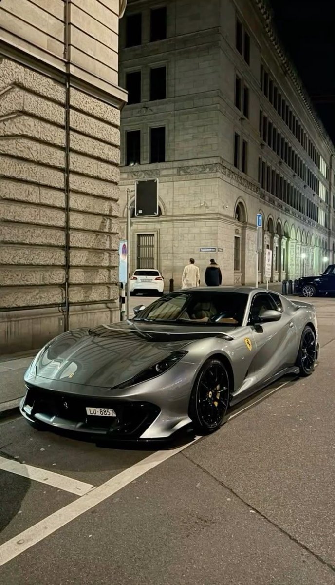 Car Porn tweet media