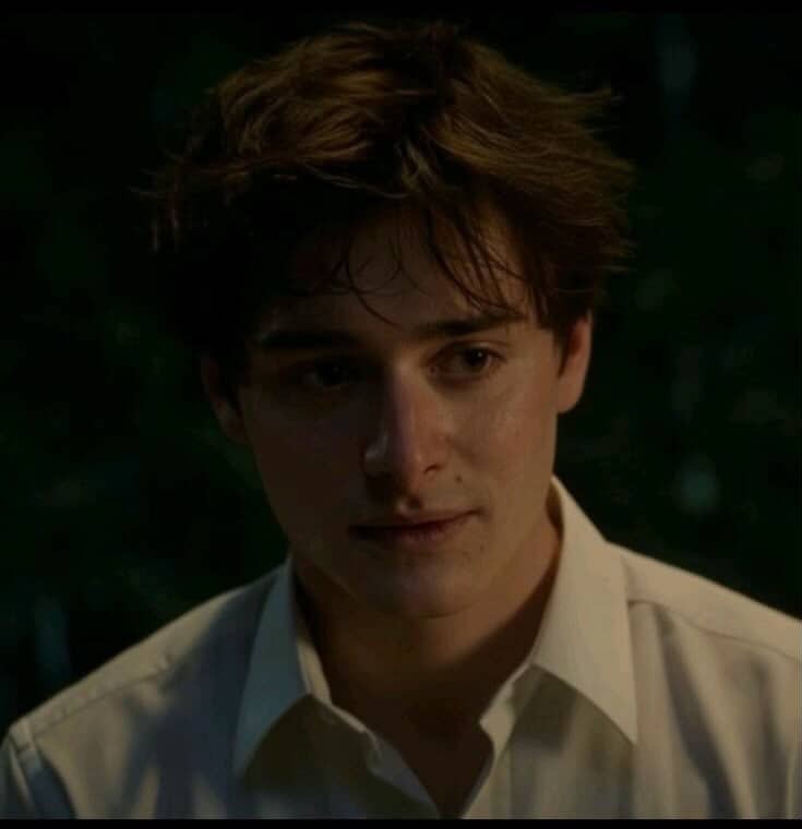 ⊹ Theo decker ˖ Ი𐑼 tweet media