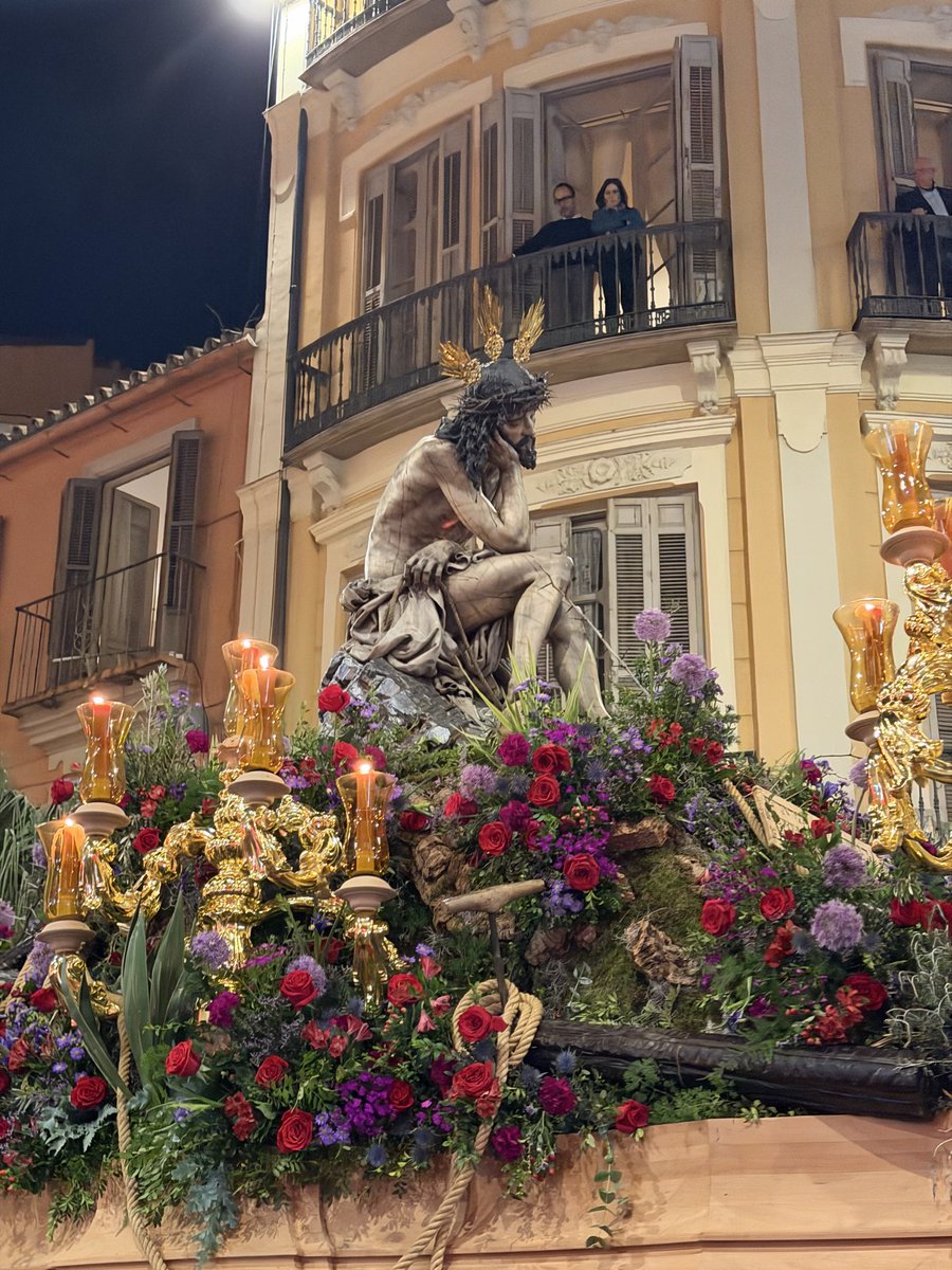issmiik's tweet photo. #CofradíasMLG https://t.co/W6DHRu1rsQ