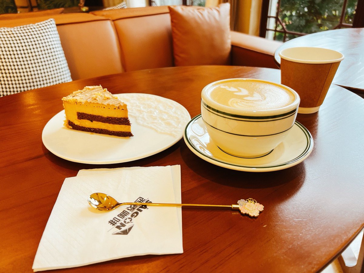 Rene Gronau tweet media