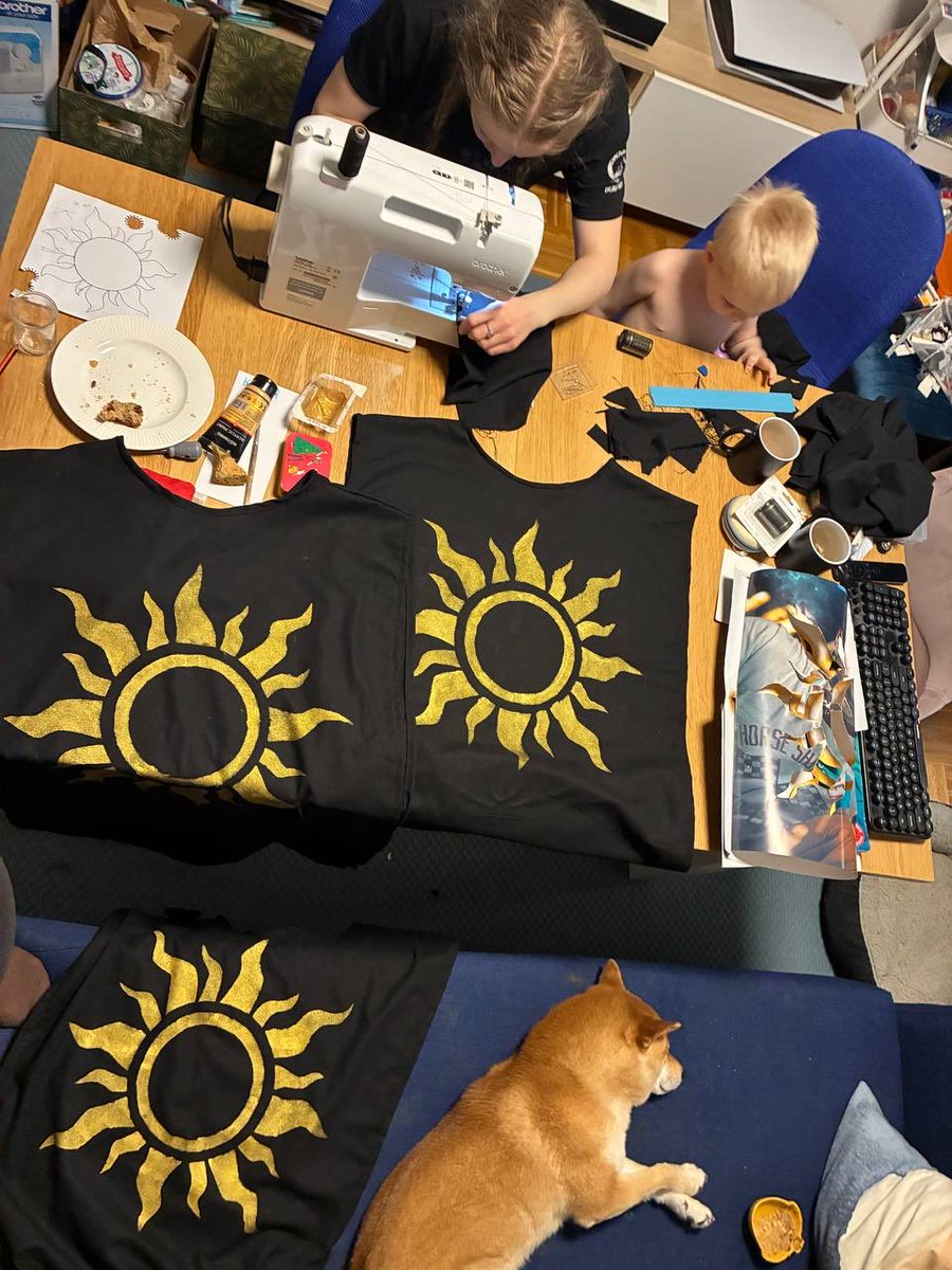 Нерпа-королевна tweet media