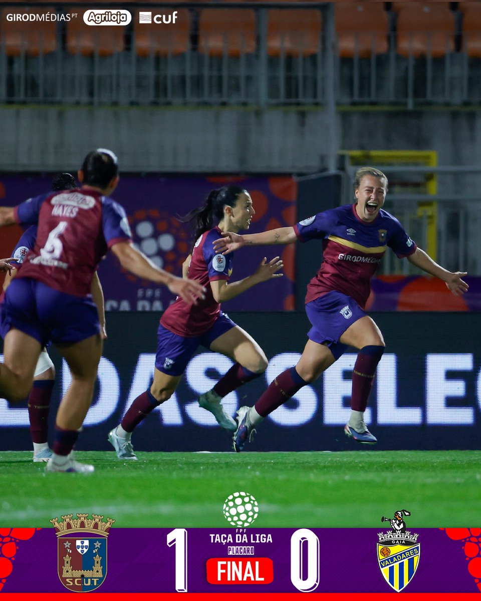 scu_torreense's tweet photo. 𝐀𝐜𝐨𝐧𝐭𝐞𝐜𝐞𝐮 𝐨𝐮𝐭𝐫𝐚 𝐯𝐞𝐳! 🏆
#SCUTVGFC | ⏹️ Depois de vencer a Taça da Portugal e a Supertaça, Torreense derrota Valadares Gaia e conquista a Taça da Liga Feminina.🤩
⚽ Gerda Konst 87’
𝐎 𝐬𝐨𝐧𝐡𝐨, 𝐞́ 𝐫𝐞𝐚𝐥!👏
#PaixãoAzulGrená #SouTorreense https://t.co/CsUyfPGmOs