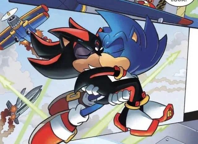 una persona random tweet media