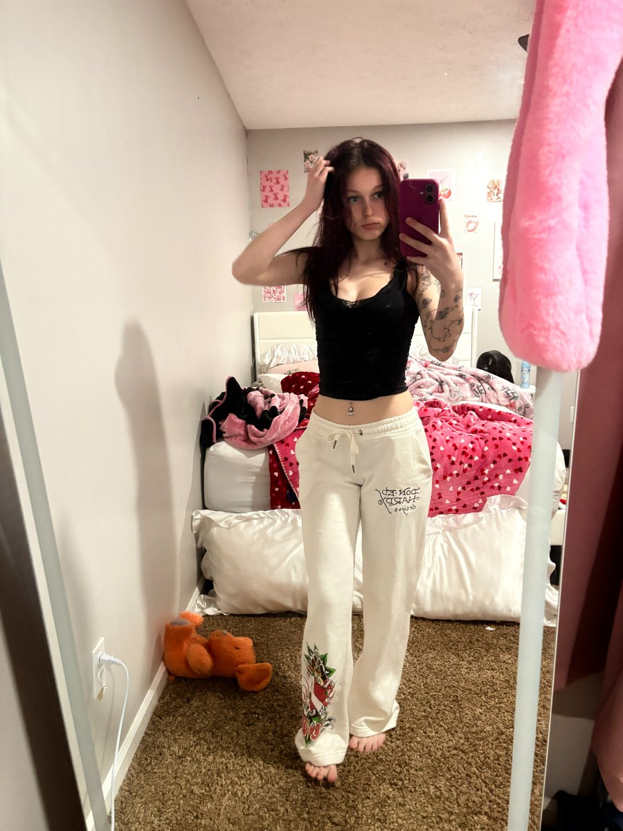 Alice ꨄ︎ tweet media