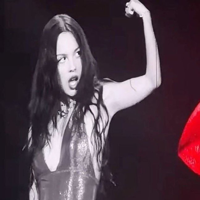 carito ★ tweet media