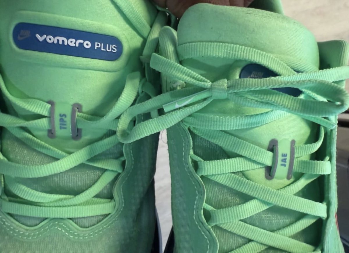 KicksFinder tweet media