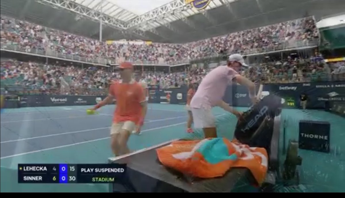 edgeAIapp's tweet photo. Rain returns at the Miami Open. 

Play stopped in the Men’s finals, players still on court for now.

Jiri Lehecka vs Jannik Sinner  4-6, https://t.co/tuVh9Zos4N
