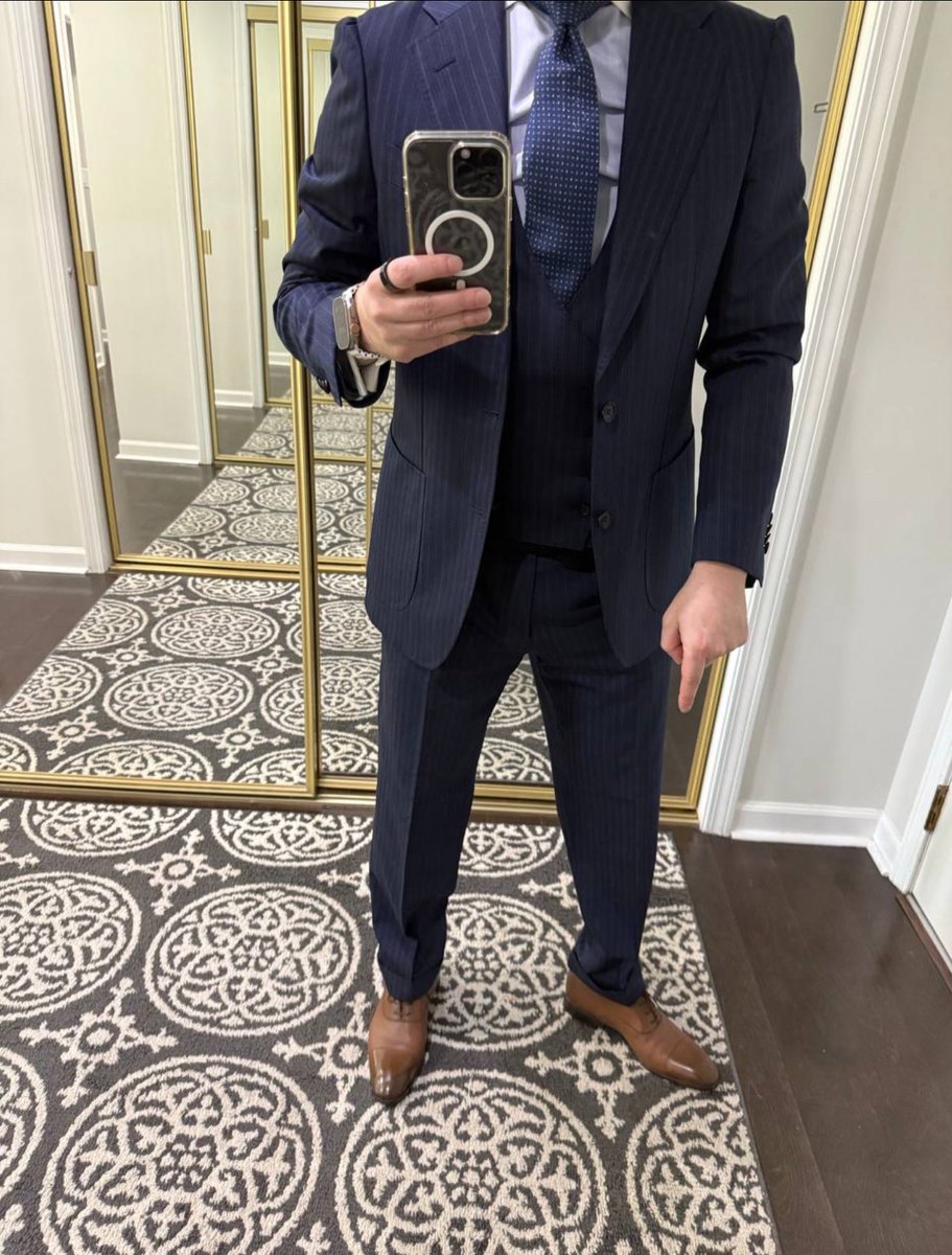 Execcash22 10k tweet media