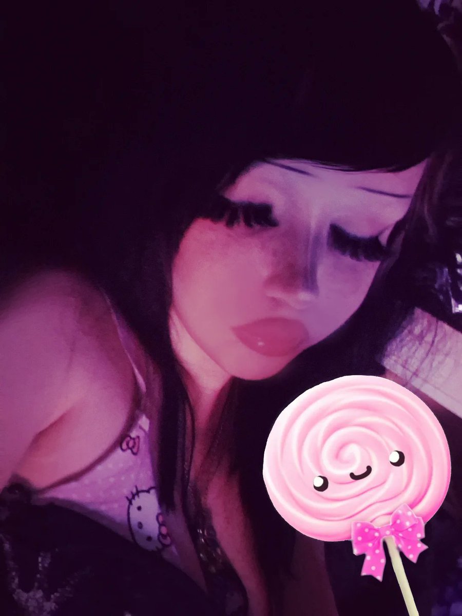 candyGirl 🍭🍭🧁🍩🩷🎀 tweet media